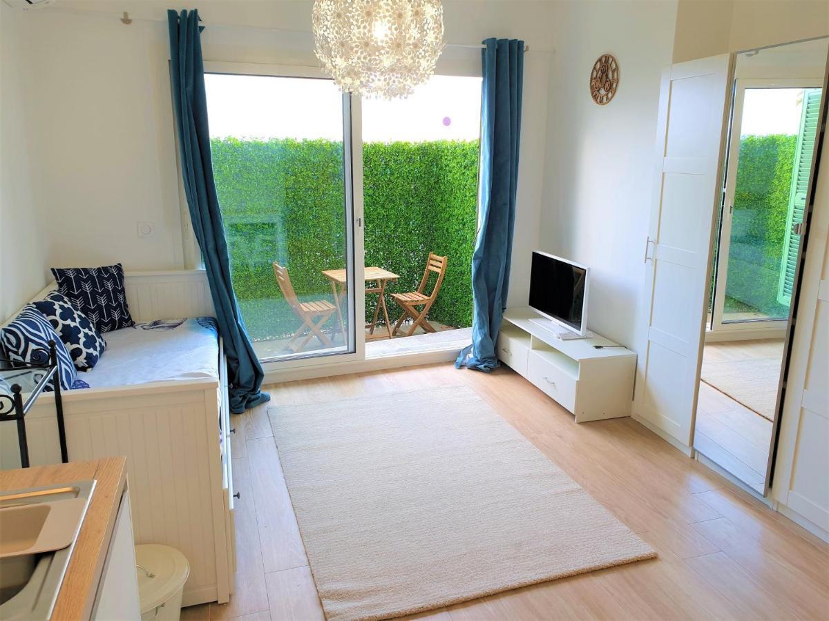 Apartment Promenade Proche 01 *